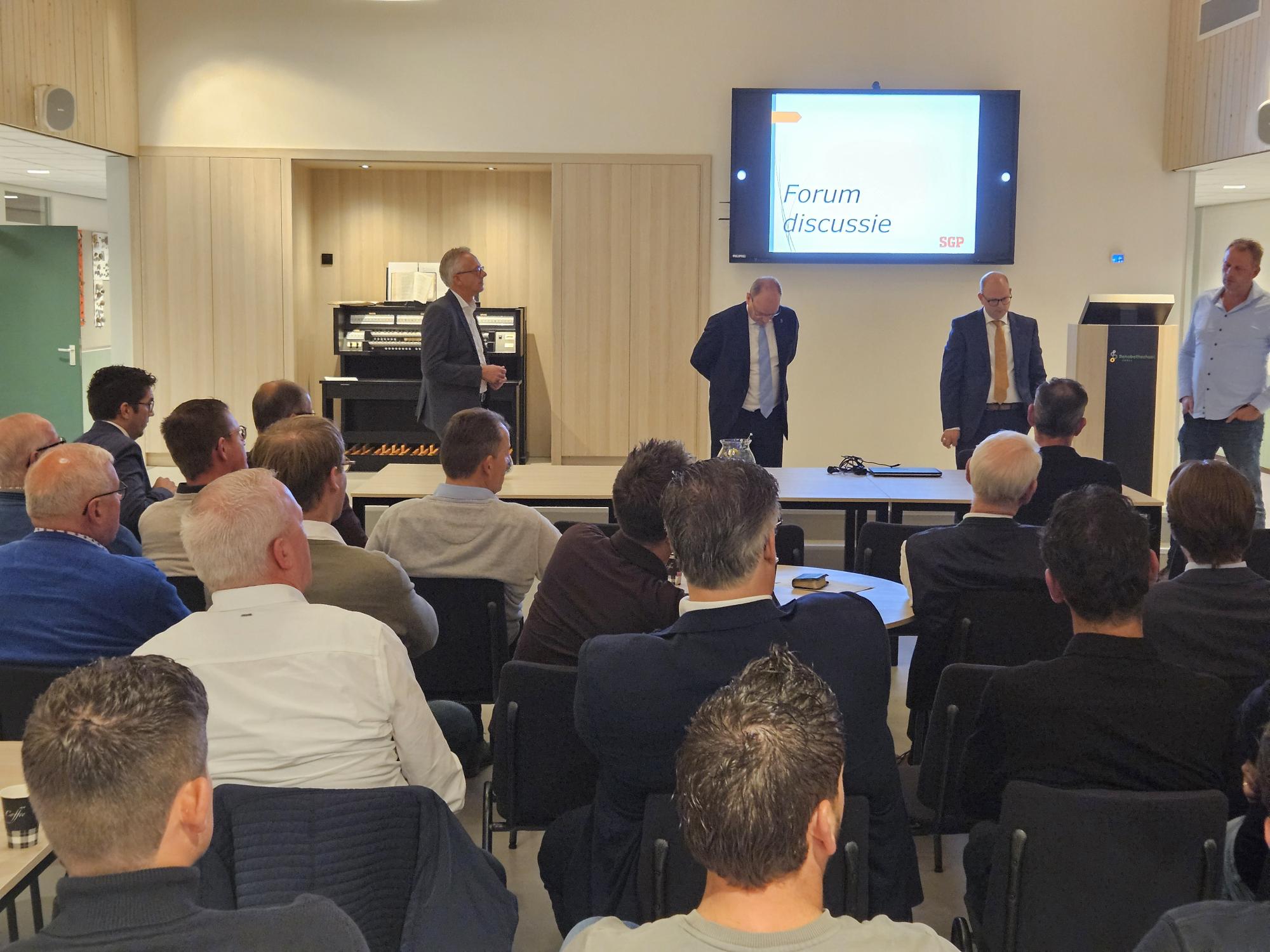 Terugblik | Wie pakt de regie?