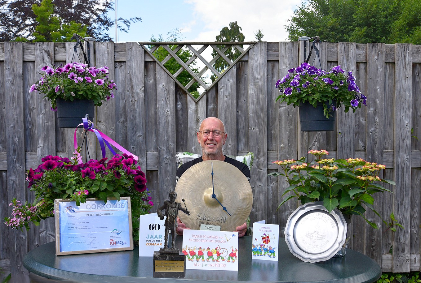 Peter Bronkhorst 60 jaar muzikant bij Juliana