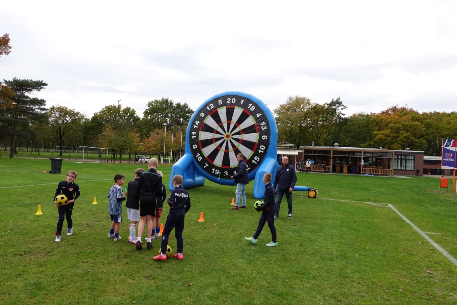 Voetbal Attracties voor Stichting Spieren voor Spieren