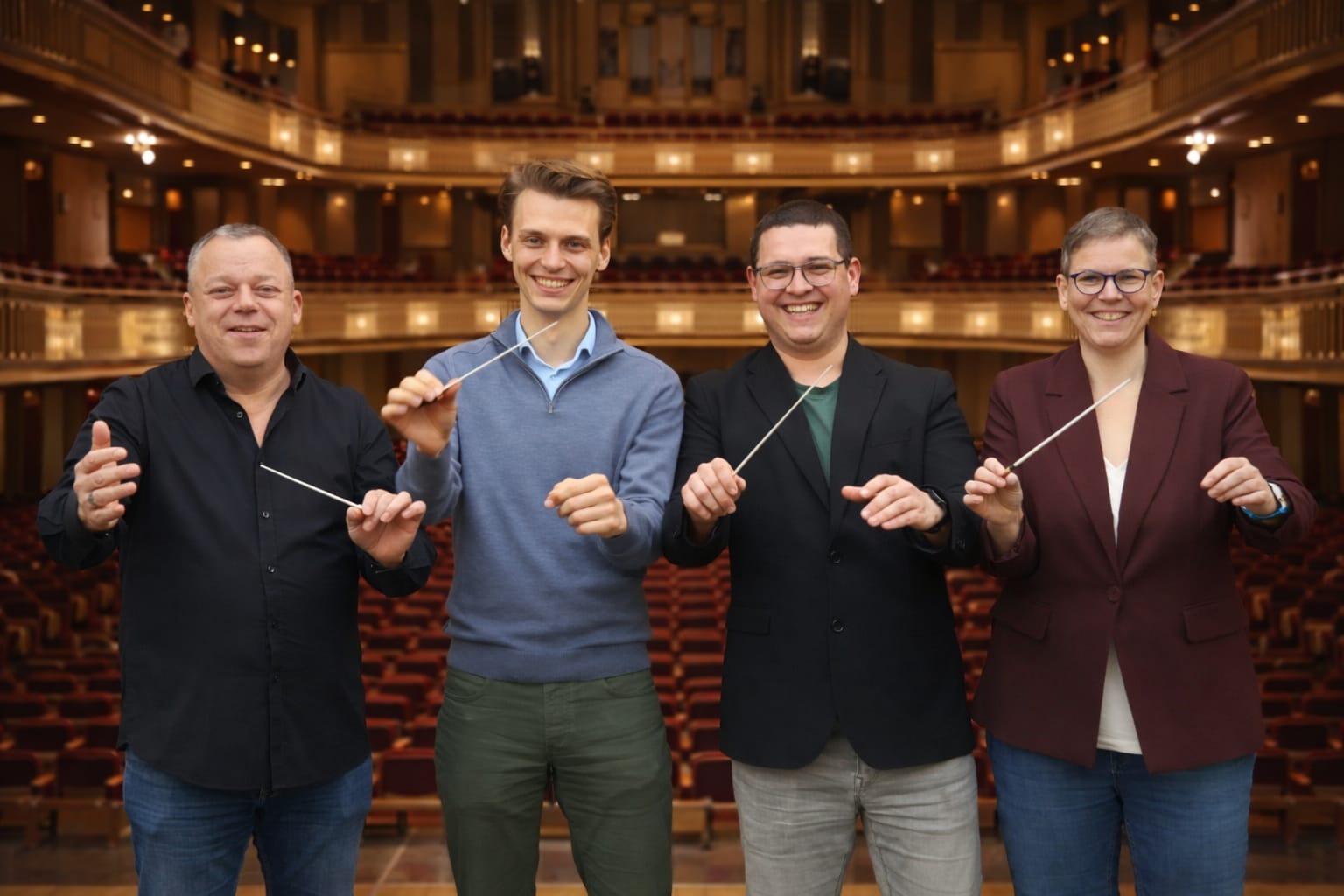 Dirigent Raul Examenconcert dirigenten - Uddel Info